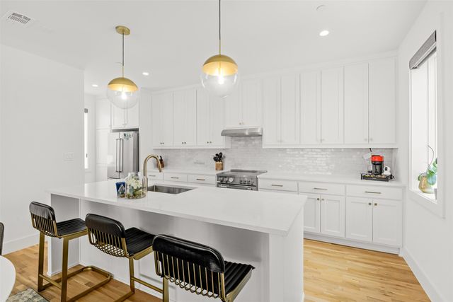7207 Gaston Avenue 1303, Dallas, TX 75214