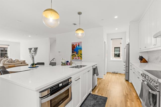7207 Gaston Avenue 1303, Dallas, TX 75214