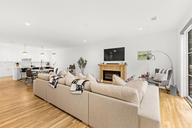 7207 Gaston Avenue 1303, Dallas, TX 75214