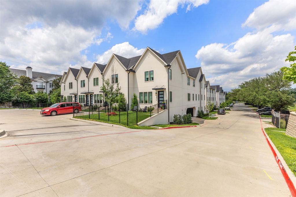 7207 Gaston Avenue 1303, Dallas, TX 75214