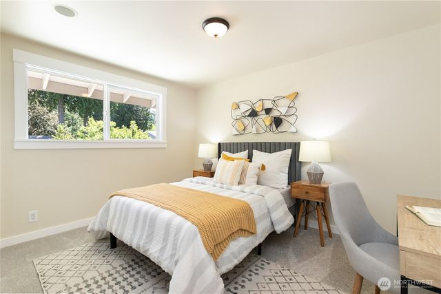 7235 87th Avenue SE, Mercer Island, WA 98040