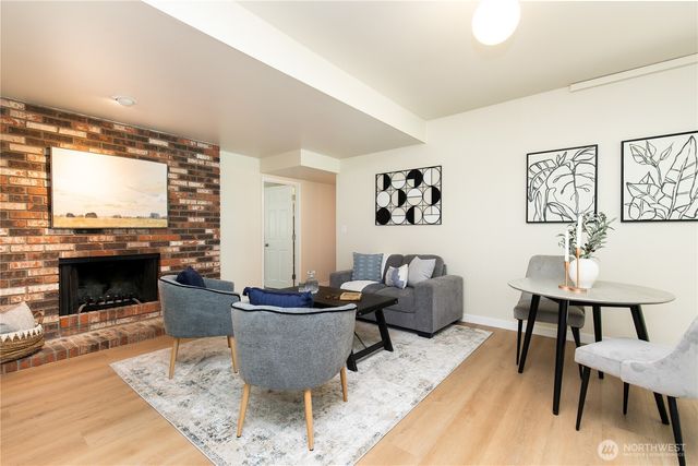 7235 87th Avenue SE, Mercer Island, WA 98040