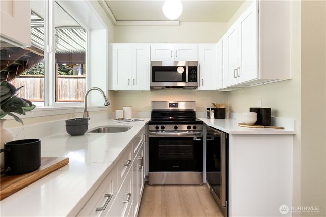 7235 87th Avenue SE, Mercer Island, WA 98040