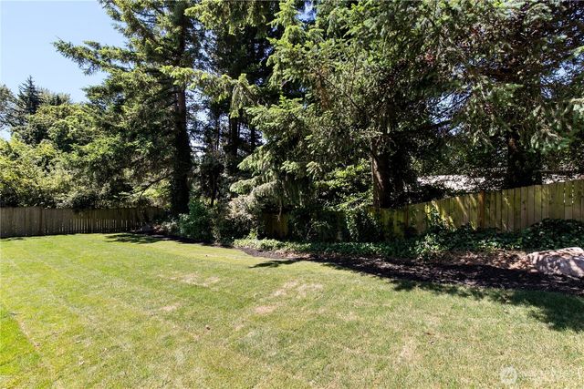 7235 87th Avenue SE, Mercer Island, WA 98040