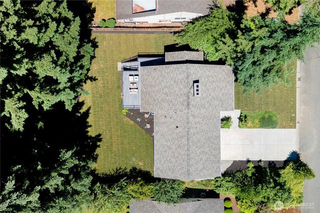 7235 87th Avenue SE, Mercer Island, WA 98040