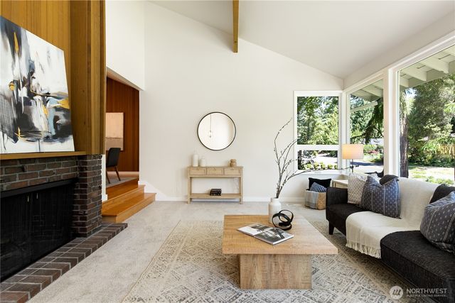 7235 87th Avenue SE, Mercer Island, WA 98040
