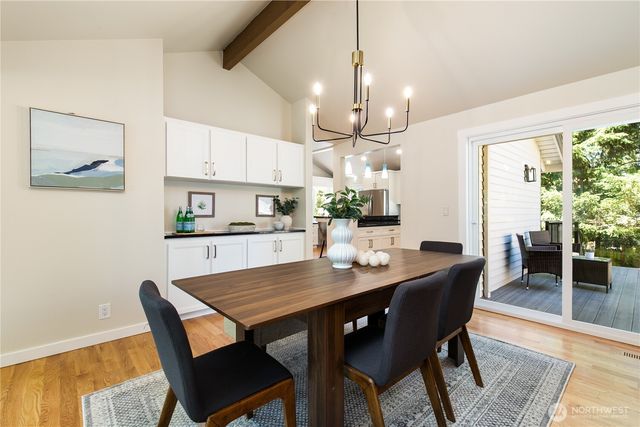 7235 87th Avenue SE, Mercer Island, WA 98040