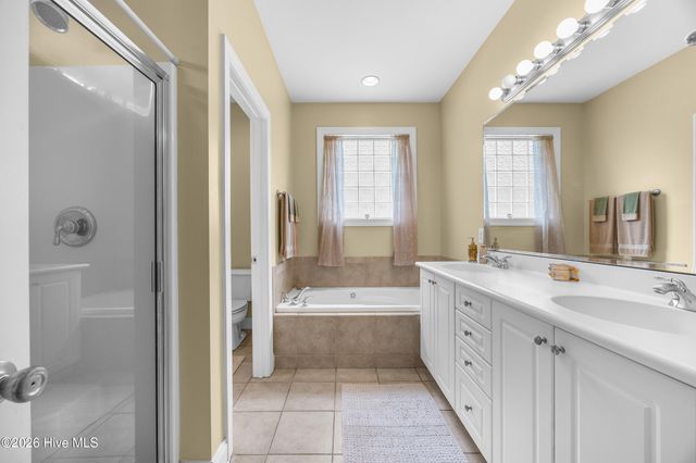 8746 Ramsbury Way, Wilmington, NC 28411