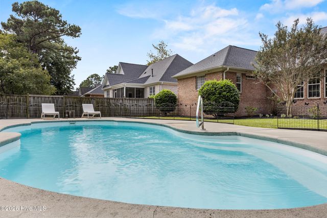 8746 Ramsbury Way, Wilmington, NC 28411
