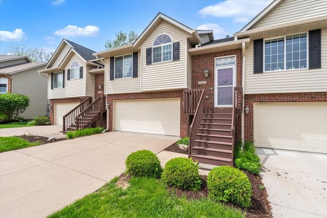 1223 33rd Avenue Circle, Silvis, IL 61282