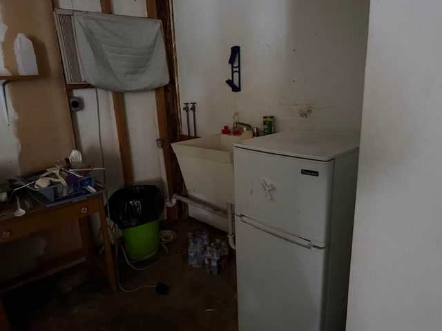 297 CR 3222, De Berry, TX 75863