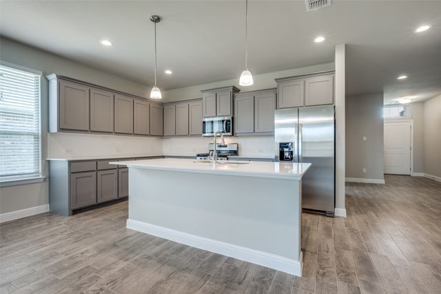 5231 Meadow Lane, Krum, TX 76249
