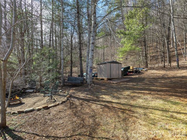 14400 Cruso Road, Canton, NC 28716