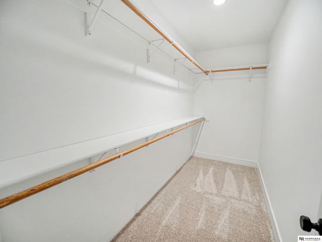 9355 S 86th Street, Lincoln, NE 68526