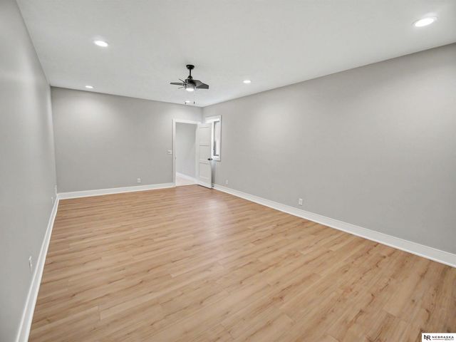 9355 S 86th Street, Lincoln, NE 68526