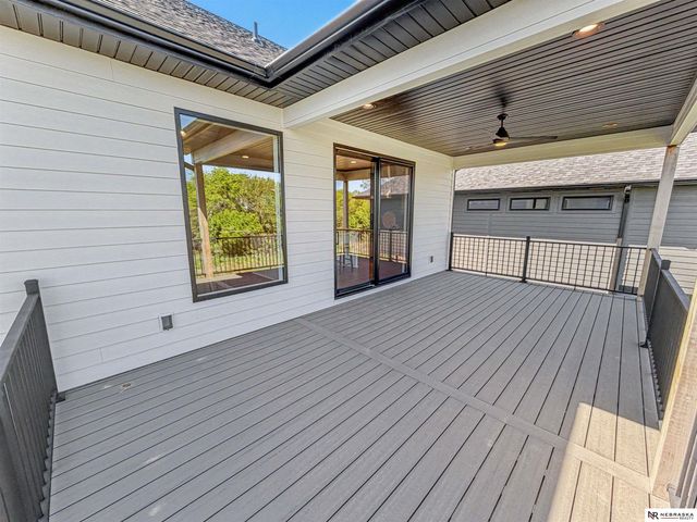 9355 S 86th Street, Lincoln, NE 68526