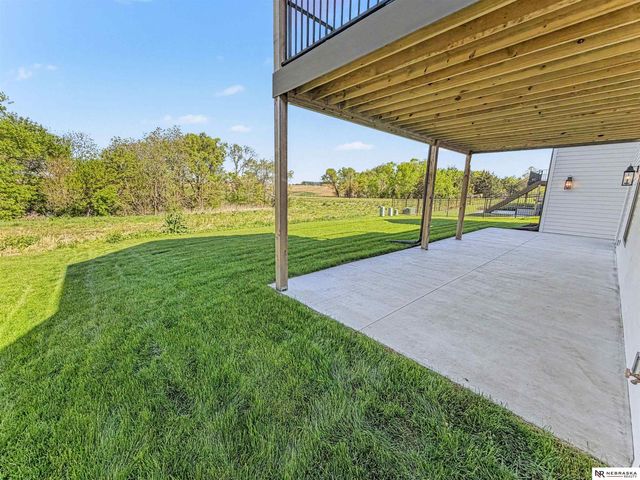 9355 S 86th Street, Lincoln, NE 68526