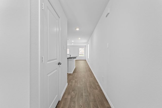 118 Schuenemann WAY, Uhland, TX 78640