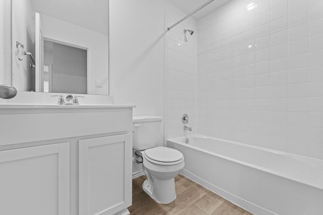 118 Schuenemann WAY, Uhland, TX 78640