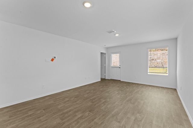 118 Schuenemann WAY, Uhland, TX 78640