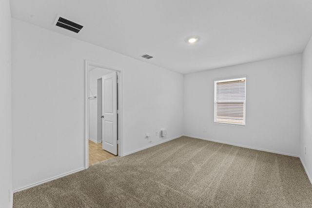 118 Schuenemann WAY, Uhland, TX 78640