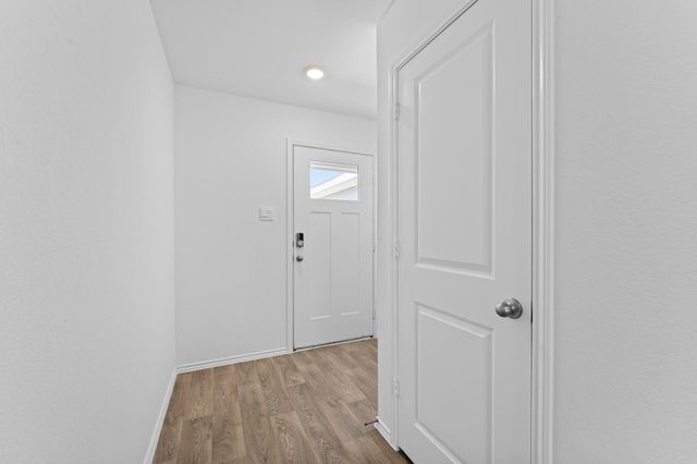 118 Schuenemann WAY, Uhland, TX 78640