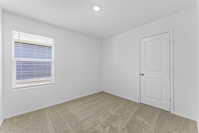118 Schuenemann WAY, Uhland, TX 78640