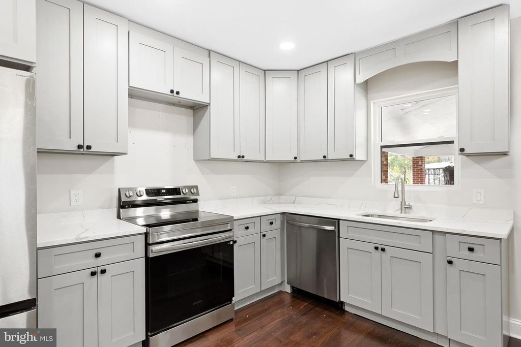 Image 10 of property listing at 5311 BROWNS PL, Indian Head, MD 20640