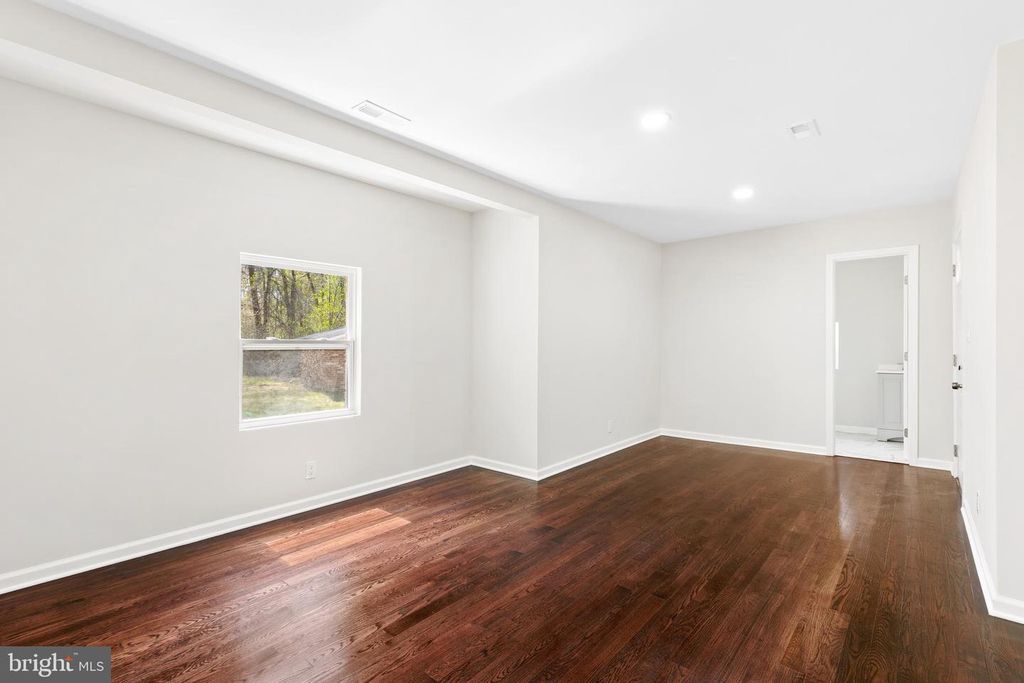 Image 13 of property listing at 5311 BROWNS PL, Indian Head, MD 20640