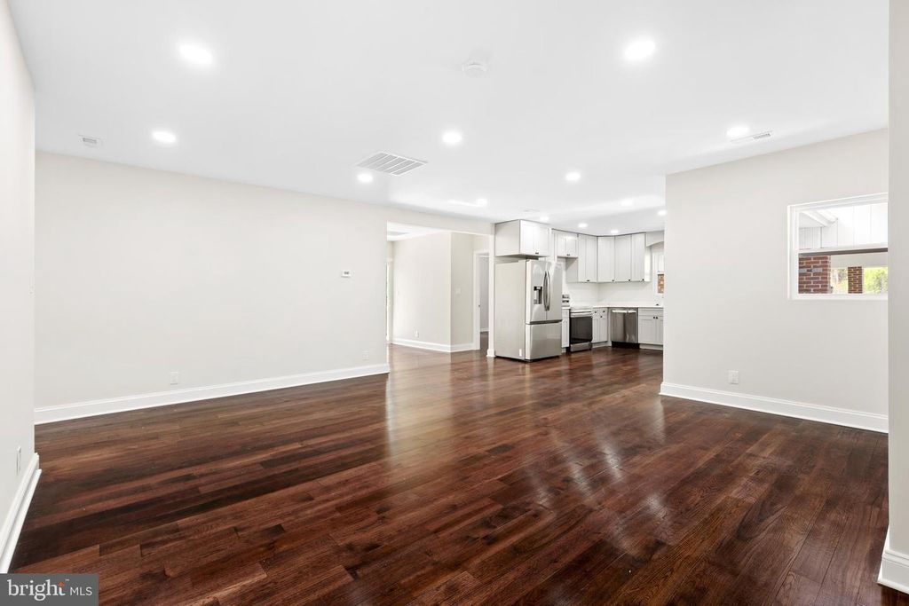 Image 7 of property listing at 5311 BROWNS PL, Indian Head, MD 20640