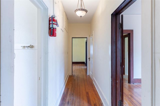 1106 NE 4TH STREET, Gainesville, FL 32601