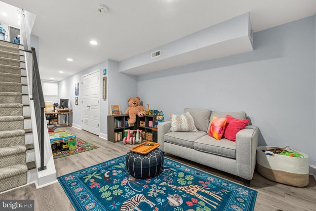 1227 LATONA ST, Philadelphia, PA 19147