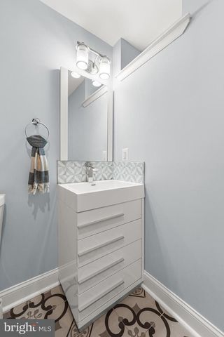 1227 LATONA ST, Philadelphia, PA 19147