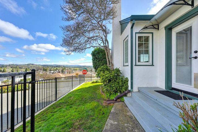 245 Walnut St, Jackson, CA 95642