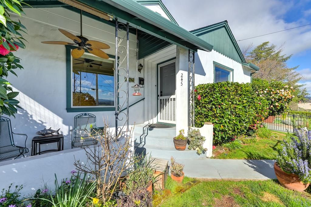 245 Walnut St, Jackson, CA 95642