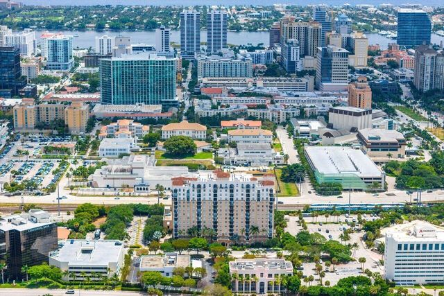 616 Clearwater Park Road 1206, West Palm Beach, FL 33401