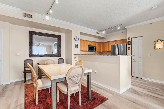 616 Clearwater Park Road 1206, West Palm Beach, FL 33401