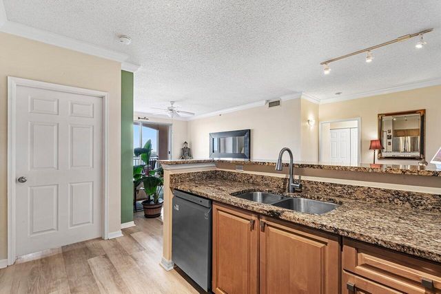 616 Clearwater Park Road 1206, West Palm Beach, FL 33401