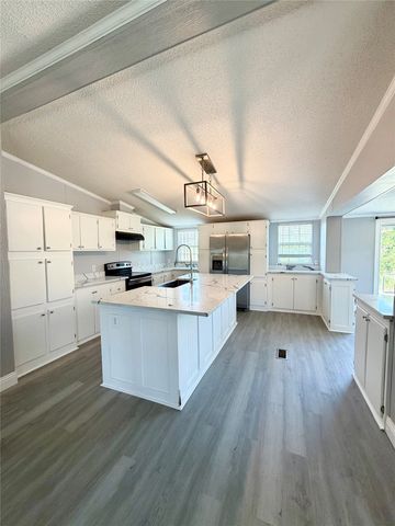 5698 County Road 2752, Farmersville, TX 75442