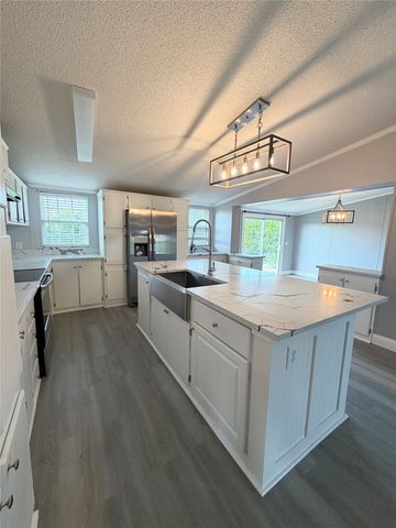5698 County Road 2752, Farmersville, TX 75442