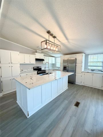 5698 County Road 2752, Farmersville, TX 75442