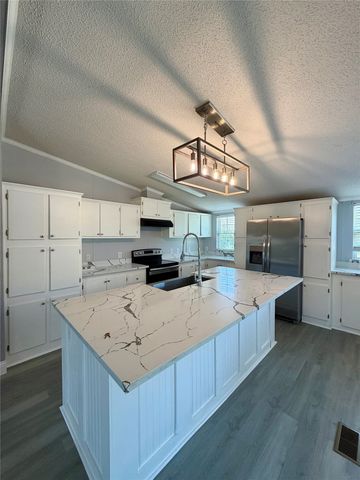 5698 County Road 2752, Farmersville, TX 75442
