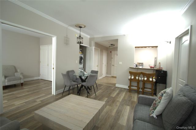 50 Merrick Avenue 118, East Meadow, NY 11554