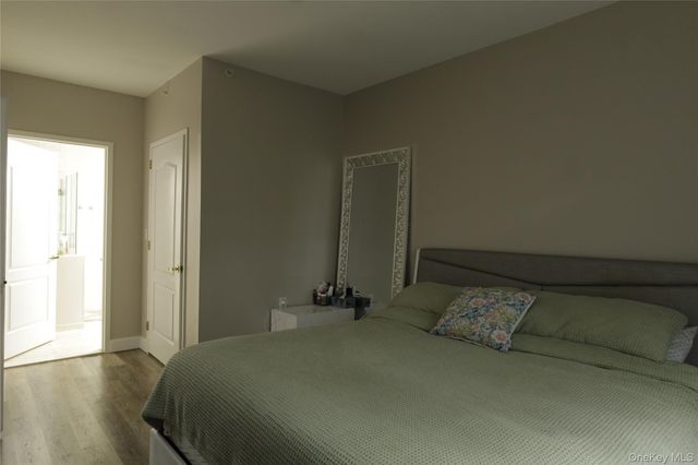 50 Merrick Avenue 118, East Meadow, NY 11554