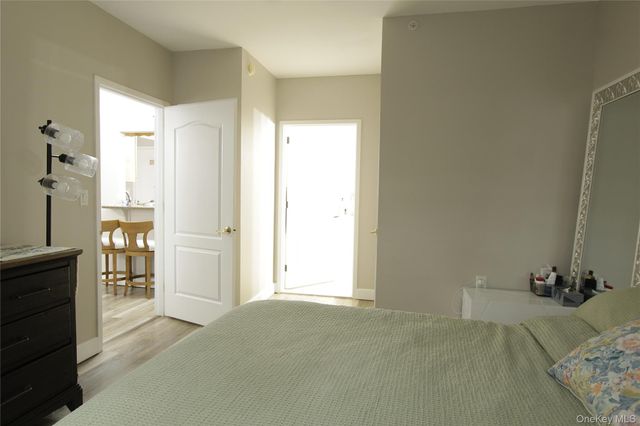 50 Merrick Avenue 118, East Meadow, NY 11554