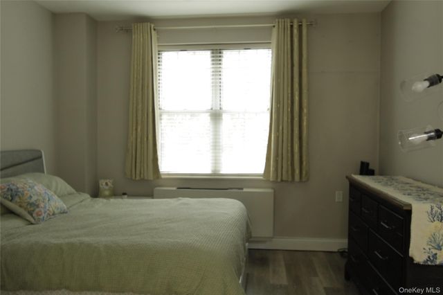 50 Merrick Avenue 118, East Meadow, NY 11554