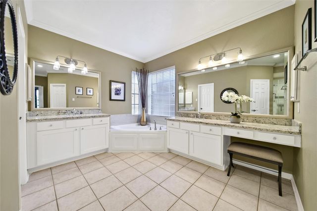 3622 Chessnut Glen Drive, Spring, TX 77388