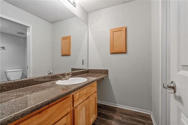 1802 E 97th Street A, Kansas City, MO 64131