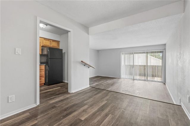 1802 E 97th Street A, Kansas City, MO 64131