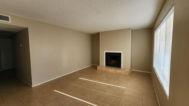 106 E Duke Drive, Tempe, AZ 85283